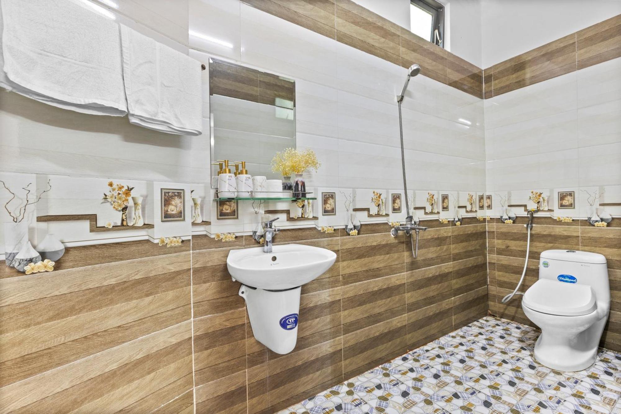 Moc Nhien Hotel Da Nang Buitenkant foto
